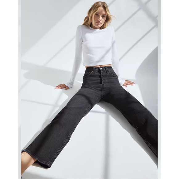 Levi's Denim - LEVI’S denim ribcage straight high waisted faded black button fly jeans size 26